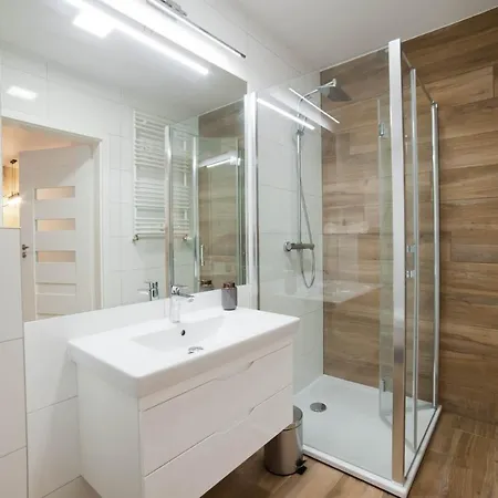 Porty B103 Nadmorskie Tarasy Pool Sauna Parking Kolberg