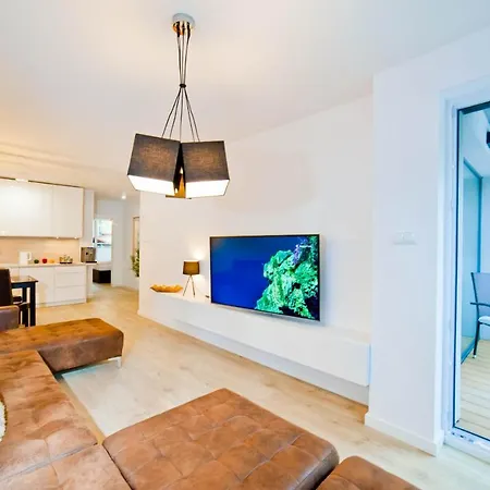 Porty B103 Nadmorskie Tarasy Pool Sauna Parking Kolberg