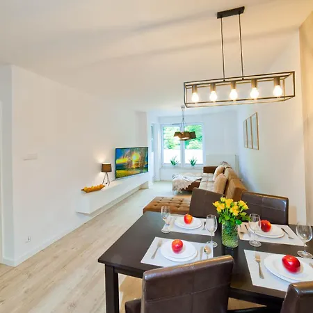 Porty B103 Nadmorskie Tarasy Pool Sauna Parking