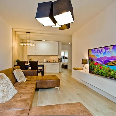 Porty B103 Nadmorskie Tarasy Pool Sauna Parking