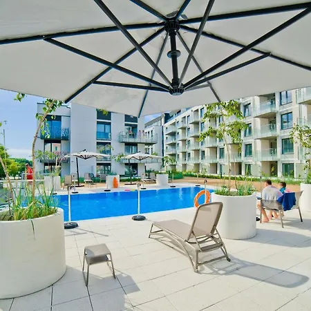Apartment Porty B103 Nadmorskie Tarasy Pool Sauna Parking Kolobrzeg