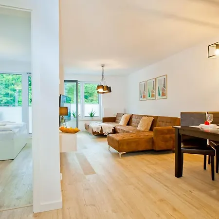 Apartment Porty B103 Nadmorskie Tarasy Pool Sauna Parking Kolobrzeg