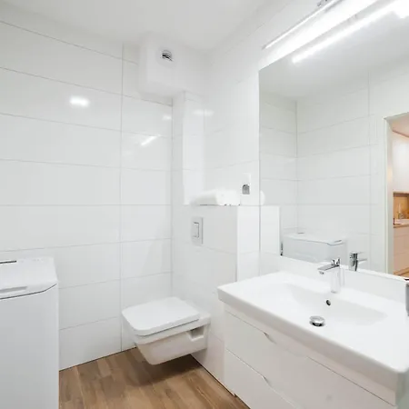 Апартаменты Porty B103 Nadmorskie Tarasy Pool Sauna Parking Колобжег