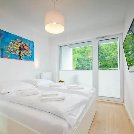 Porty B103 Nadmorskie Tarasy Pool Sauna Parking Kolobřeh