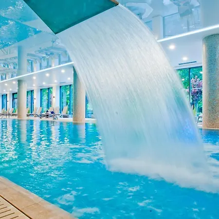 Porty B103 Nadmorskie Tarasy Pool Sauna Parking