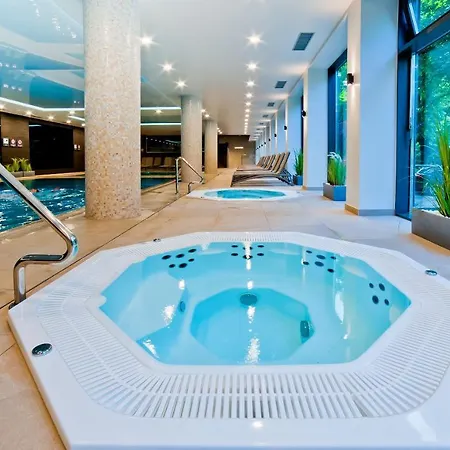 Porty B103 Nadmorskie Tarasy Pool Sauna Parking Колобжег